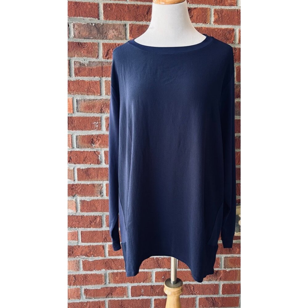 Lane Bryant Mixed Fabric Top - Navy Size 22/24‎